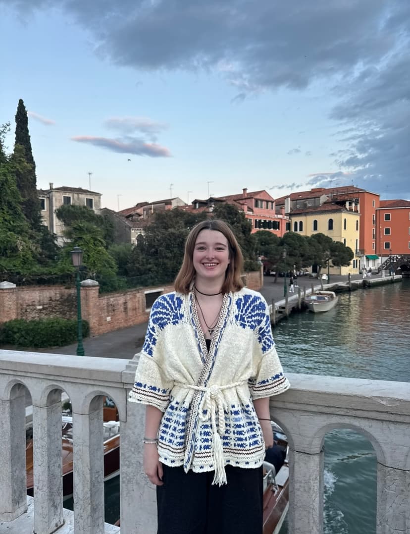 Lexi with dreamy canal backdrop